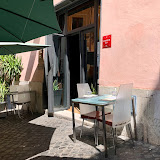 Imagen Glass & Table